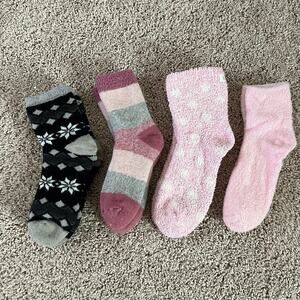 4 Pairs of Slipper Socks Lush Barbiecore Pink Boutique Winter Christmas NWOT